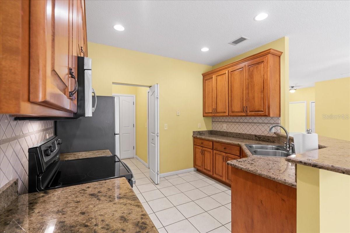 Image 10 of 46 For 124 Mandarin Lake Road