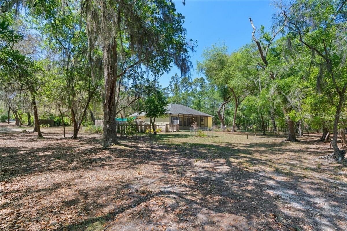 Image 34 of 46 For 124 Mandarin Lake Road
