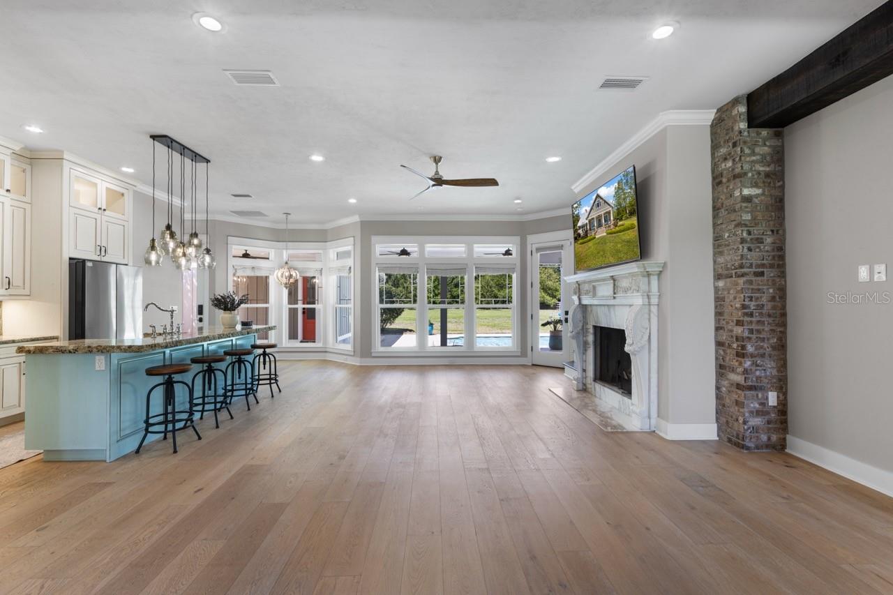 Image 24 of 97 For 4821 53rd Terrace