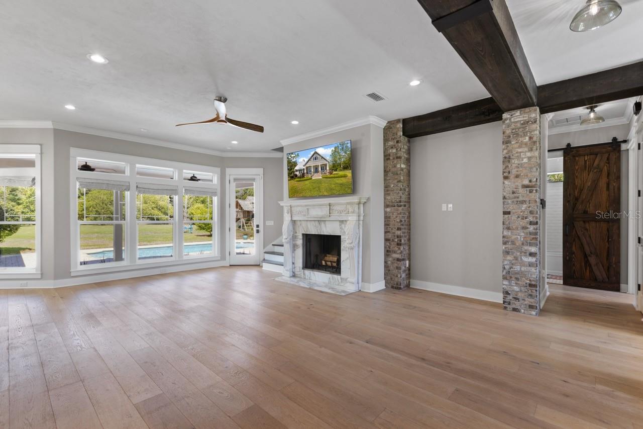 Image 28 of 97 For 4821 53rd Terrace