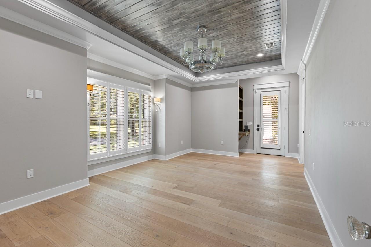 Image 40 of 97 For 4821 53rd Terrace