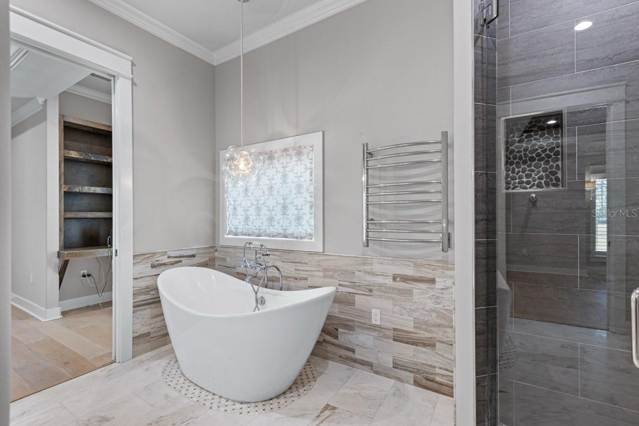 Image 41 of 97 For 4821 53rd Terrace