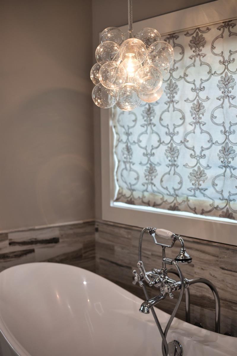 Image 42 of 97 For 4821 53rd Terrace