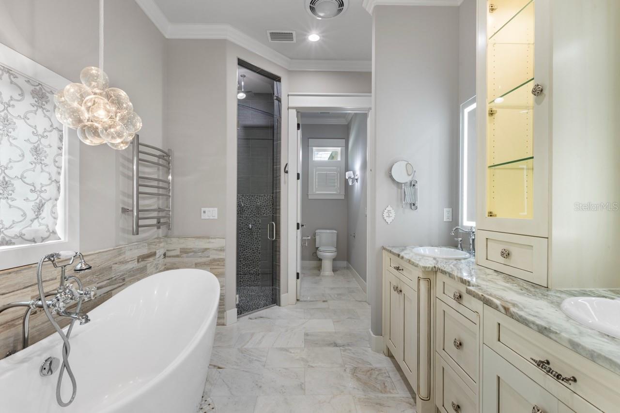 Image 43 of 97 For 4821 53rd Terrace