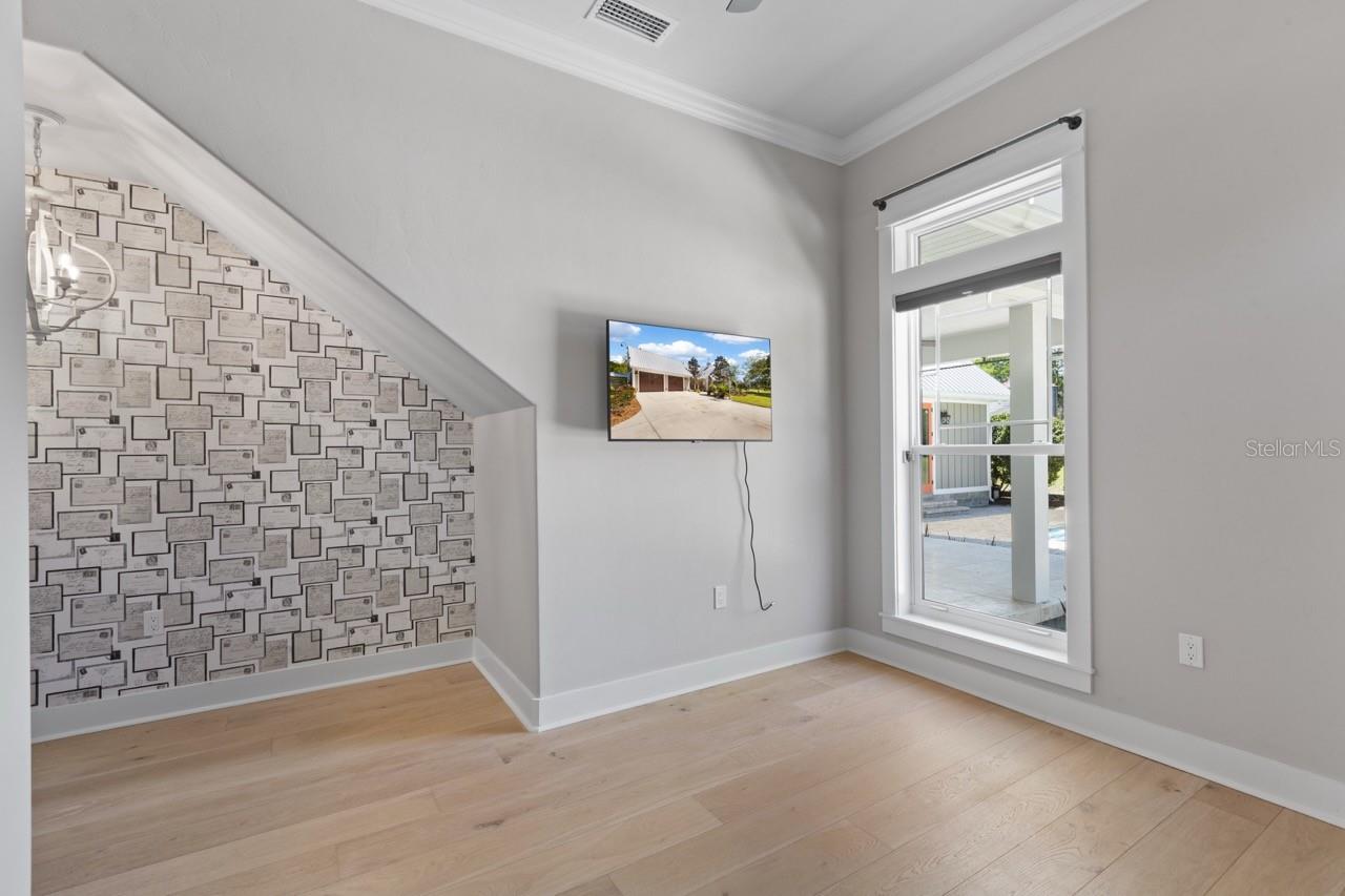 Image 56 of 97 For 4821 53rd Terrace