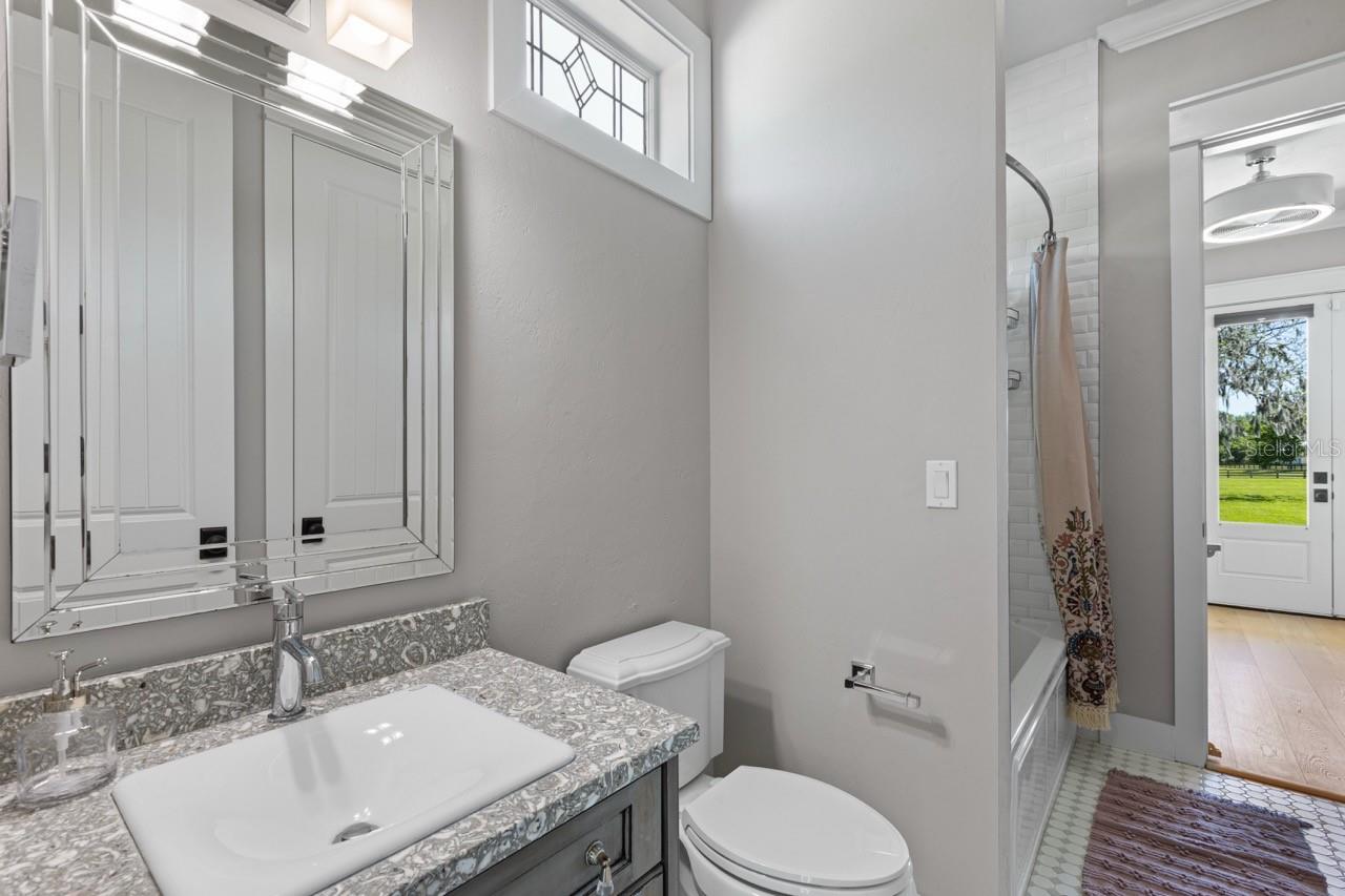 Image 57 of 97 For 4821 53rd Terrace