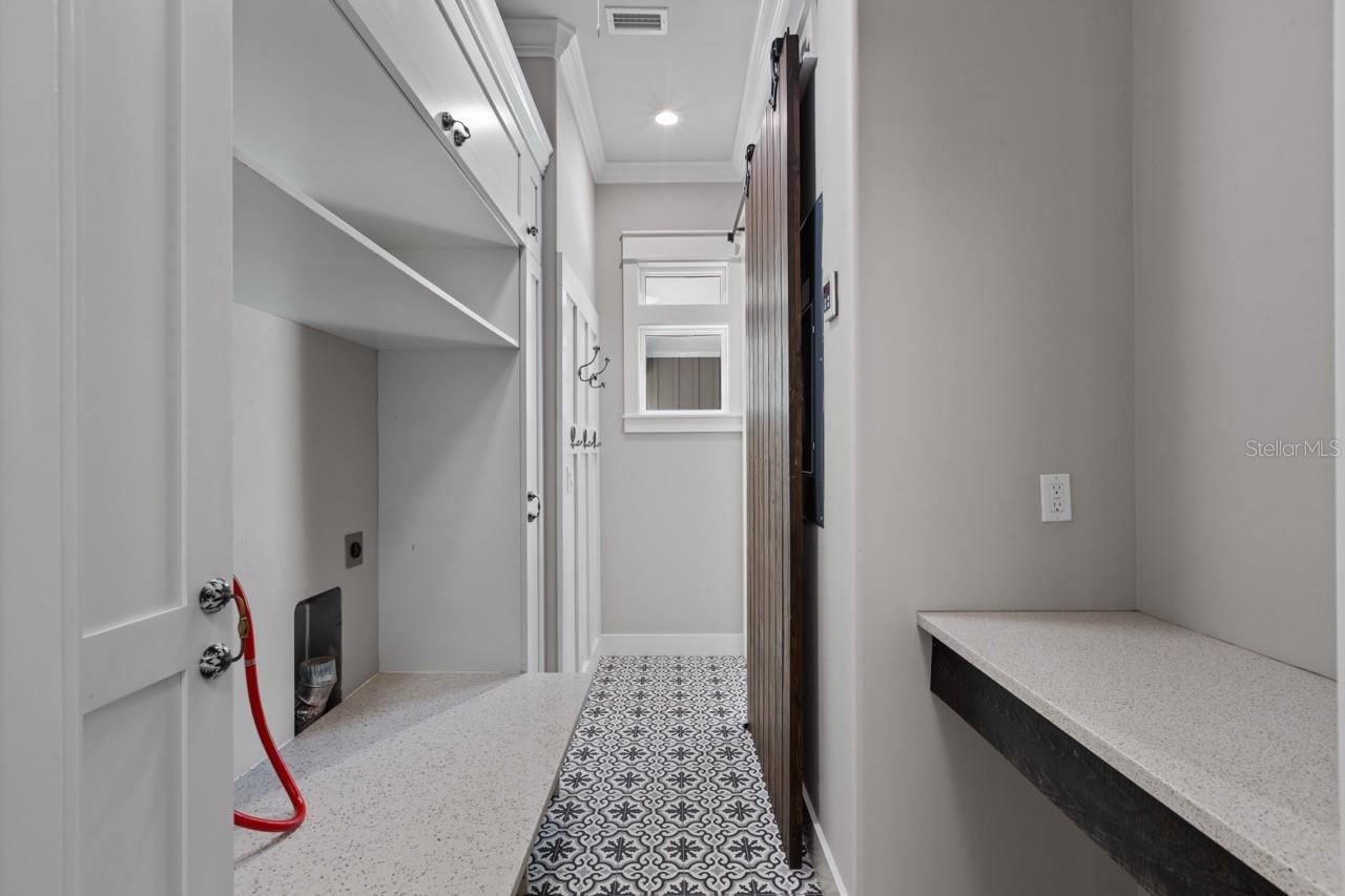 Image 62 of 97 For 4821 53rd Terrace