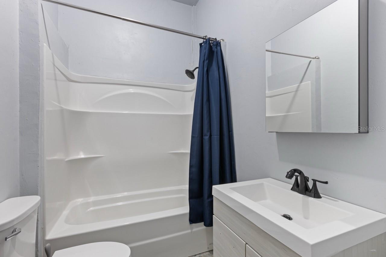 Image 85 of 97 For 4821 53rd Terrace