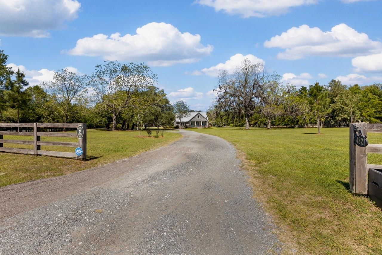 Image 91 of 97 For 4821 53rd Terrace