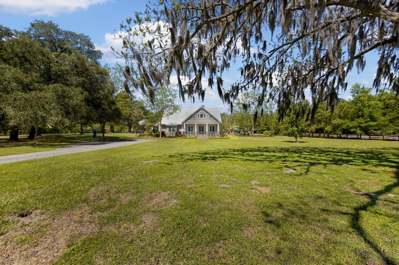 Image 92 of 97 For 4821 53rd Terrace