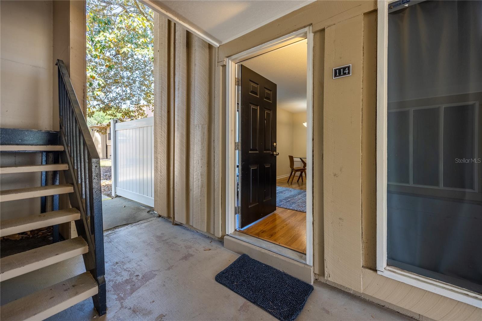 Image 3 of 41 For 507 39th Road 114