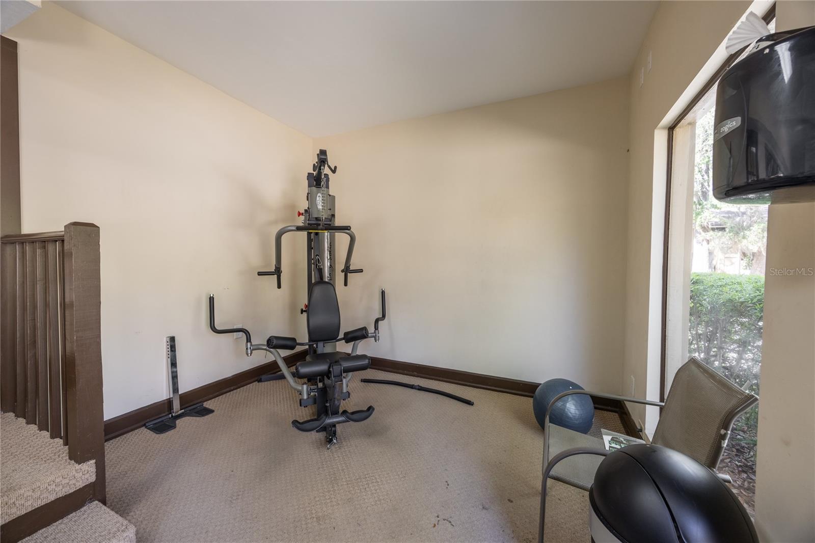 Image 32 of 41 For 507 39th Road 114