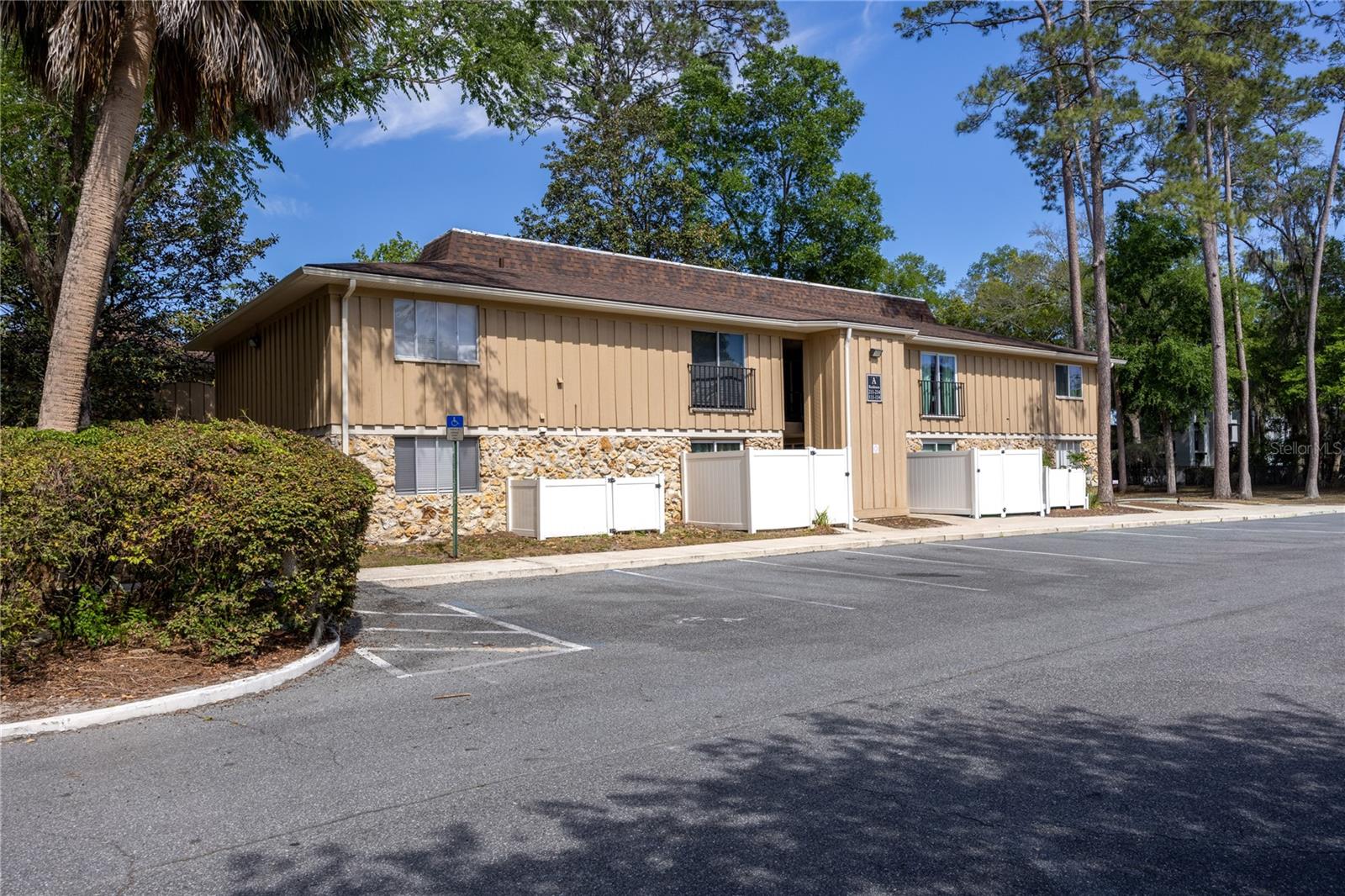 Image 40 of 41 For 507 39th Road 114