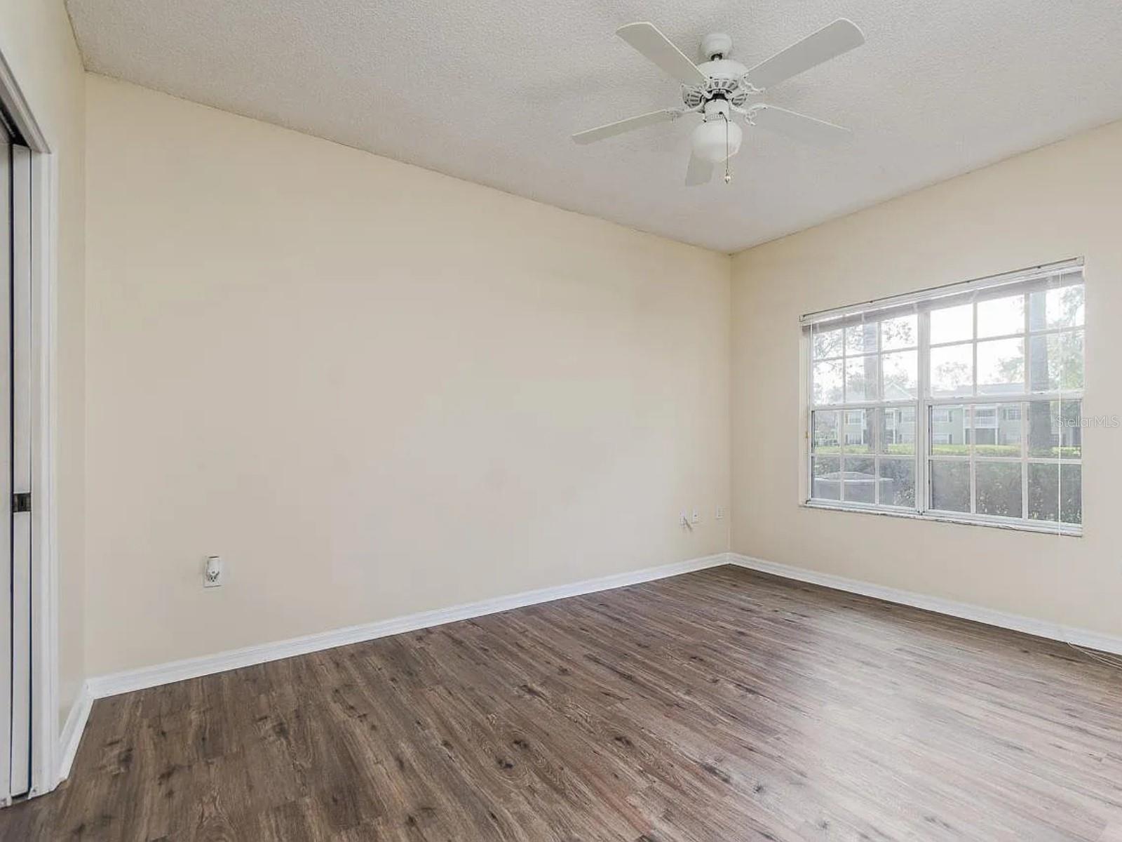 Image 17 of 19 For 10000 52nd Avenue 99