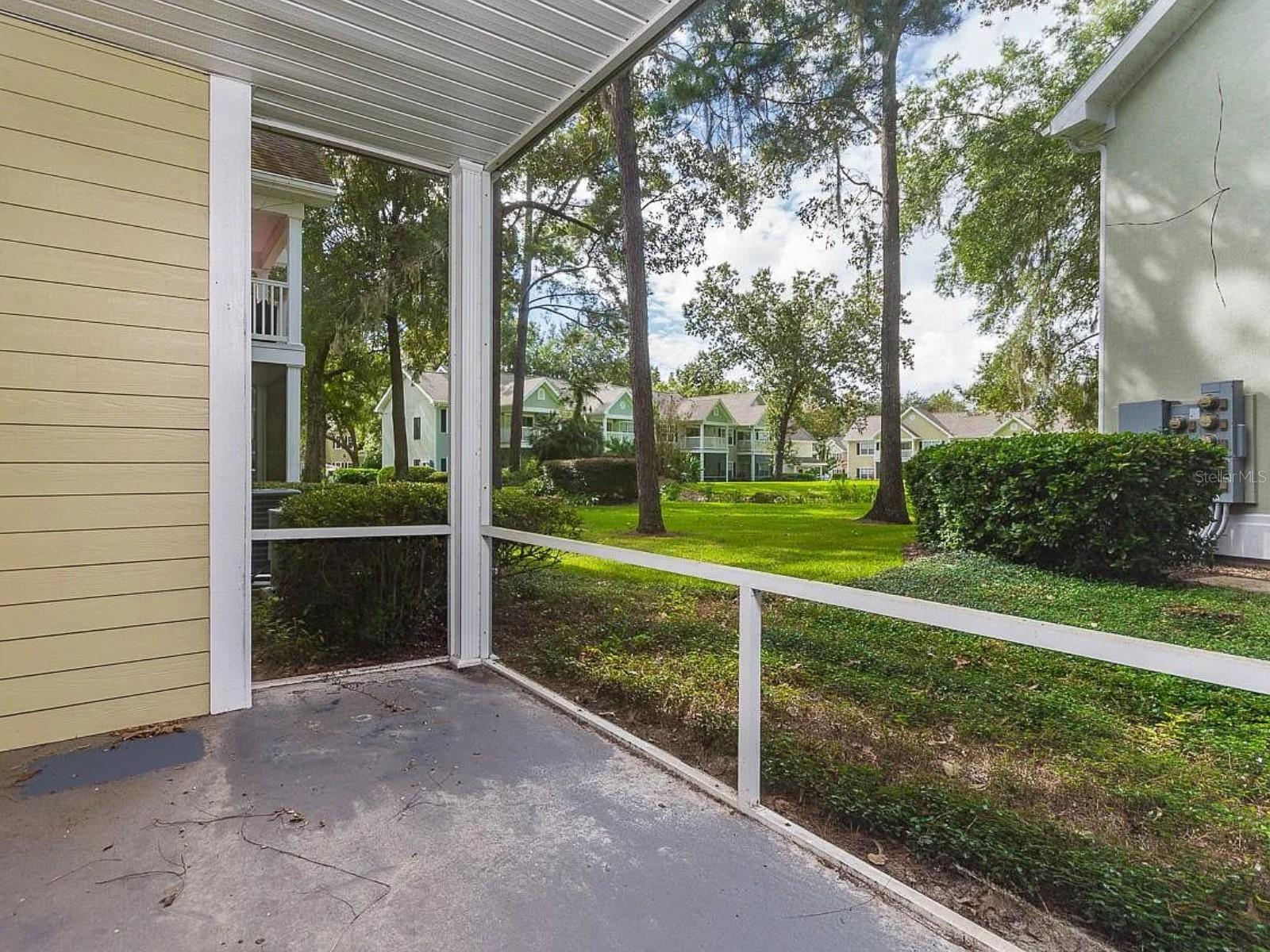 Image 18 of 19 For 10000 52nd Avenue 99