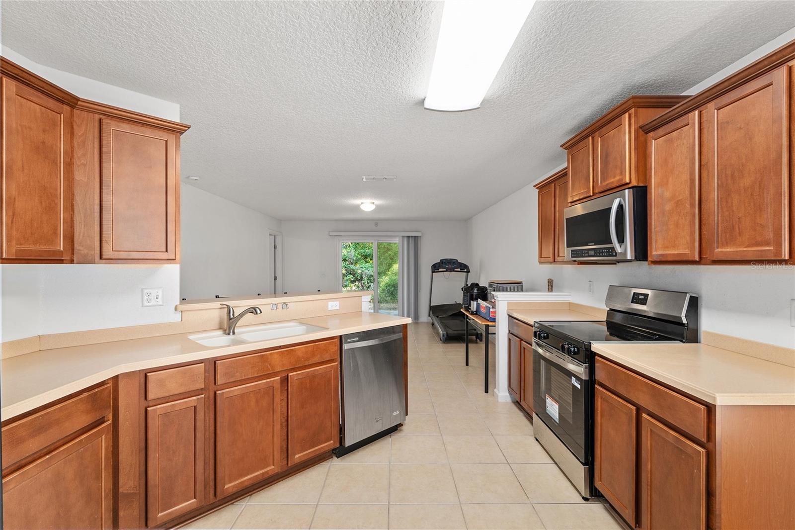 Image 16 of 41 For 4939 81st Avenue