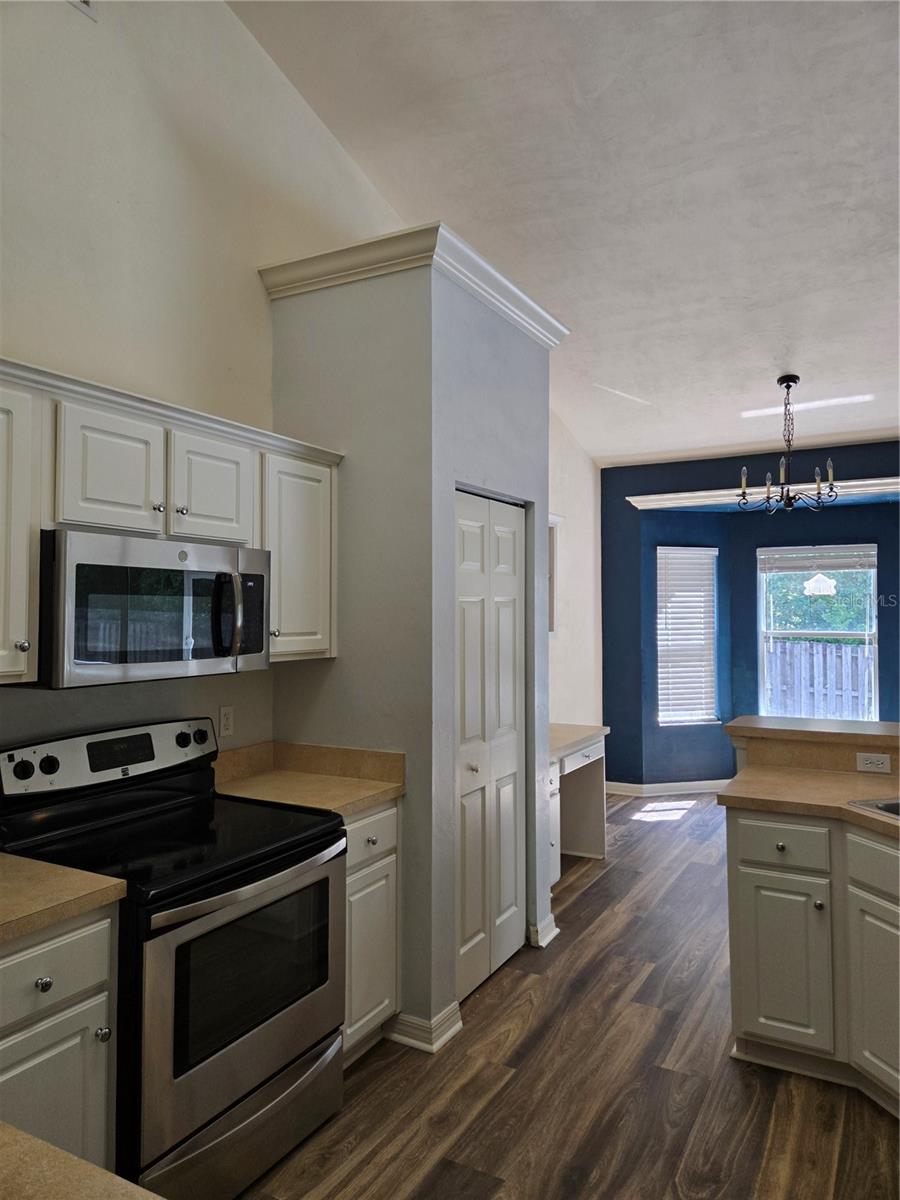 Image 12 of 47 For 1657 66th Drive