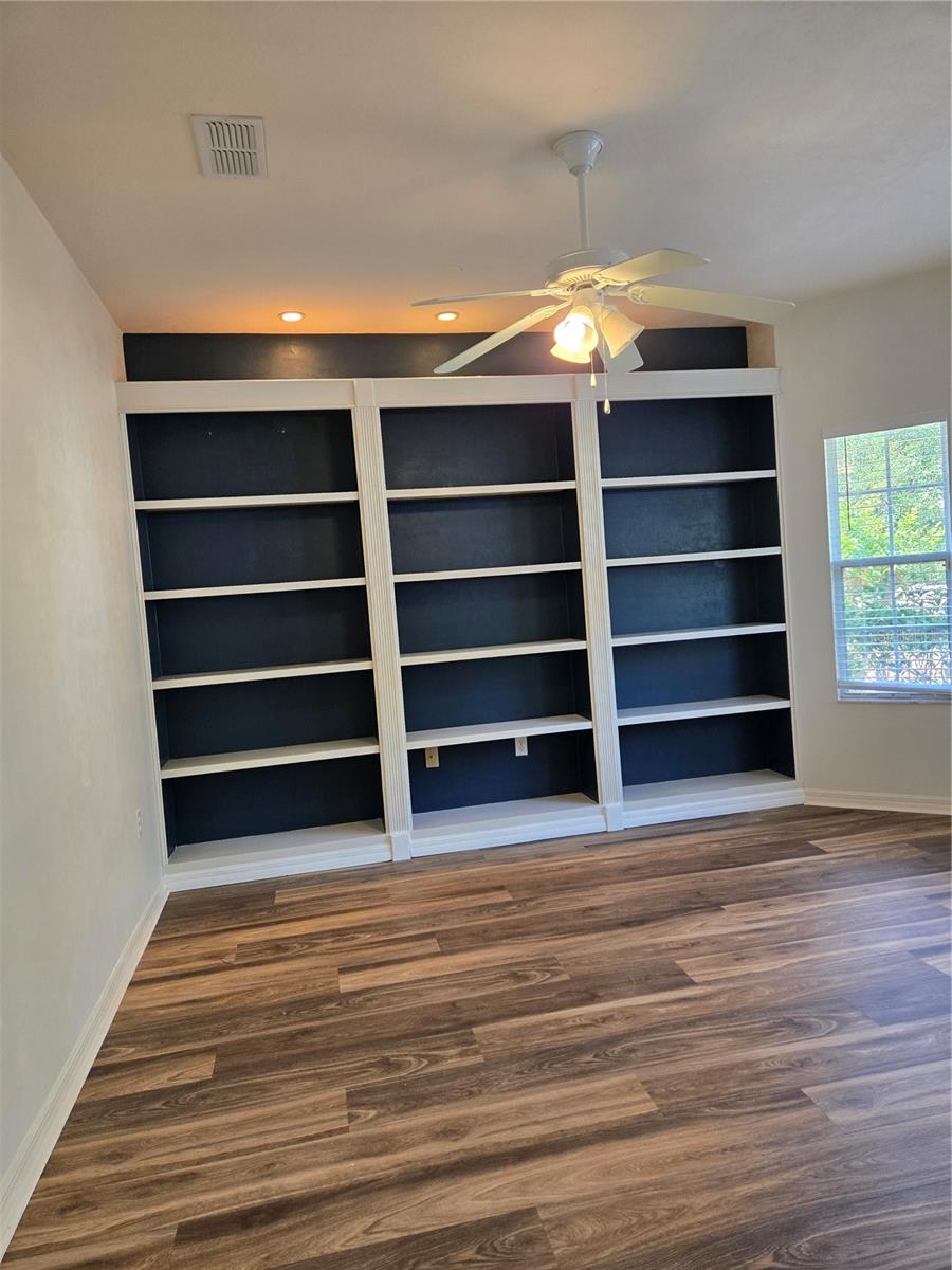 Image 17 of 47 For 1657 66th Drive