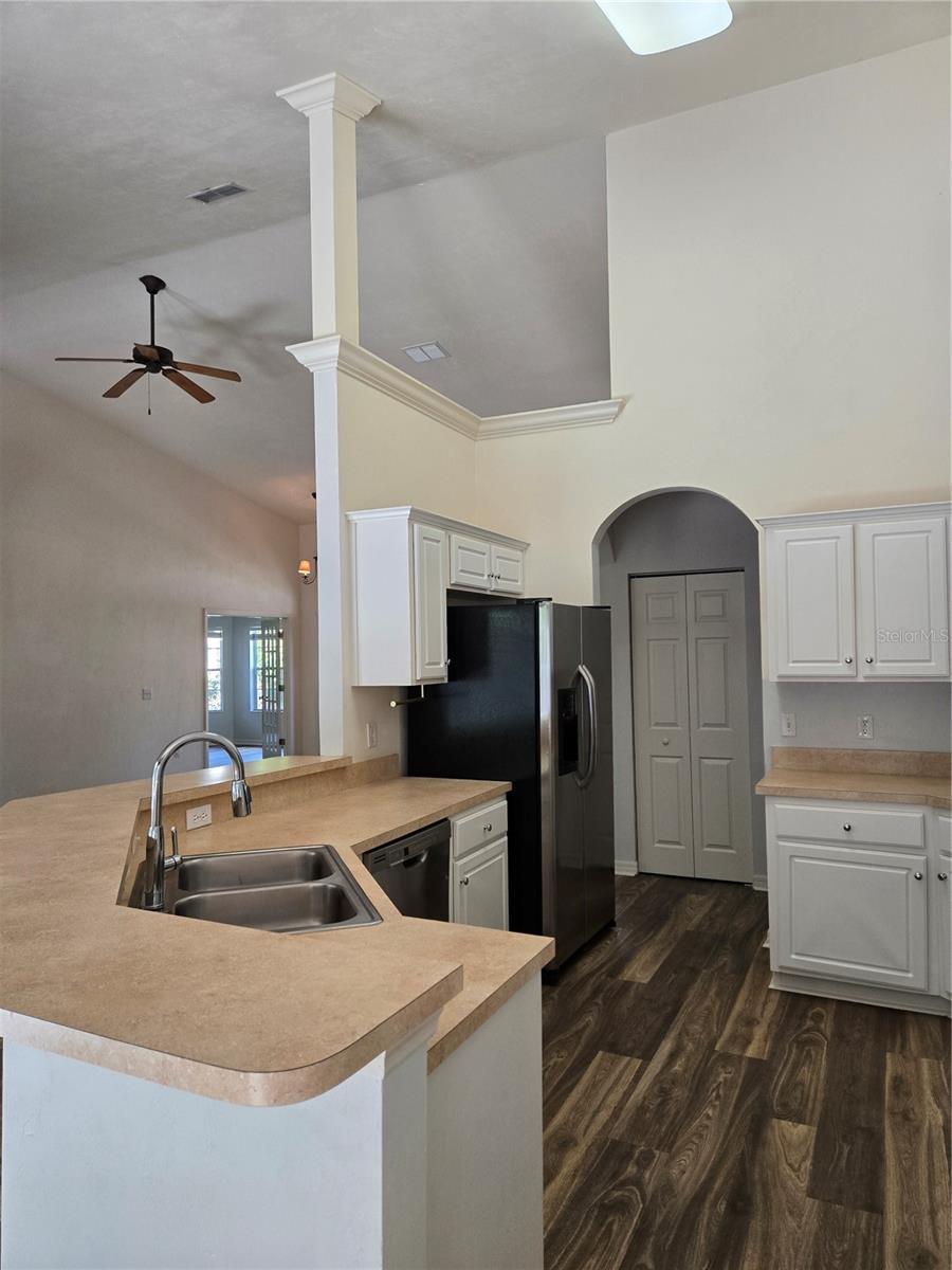 Image 20 of 47 For 1657 66th Drive