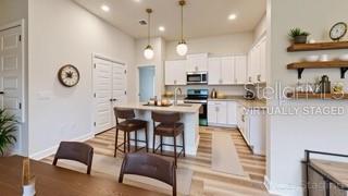 Image 16 of 28 For 1827 Roberts Trail