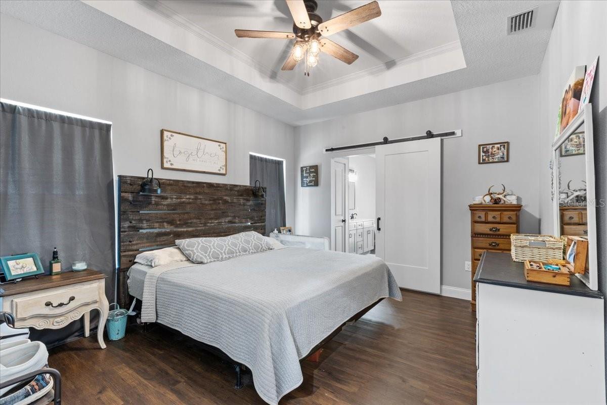 Image 23 of 54 For 5231 73rd Street