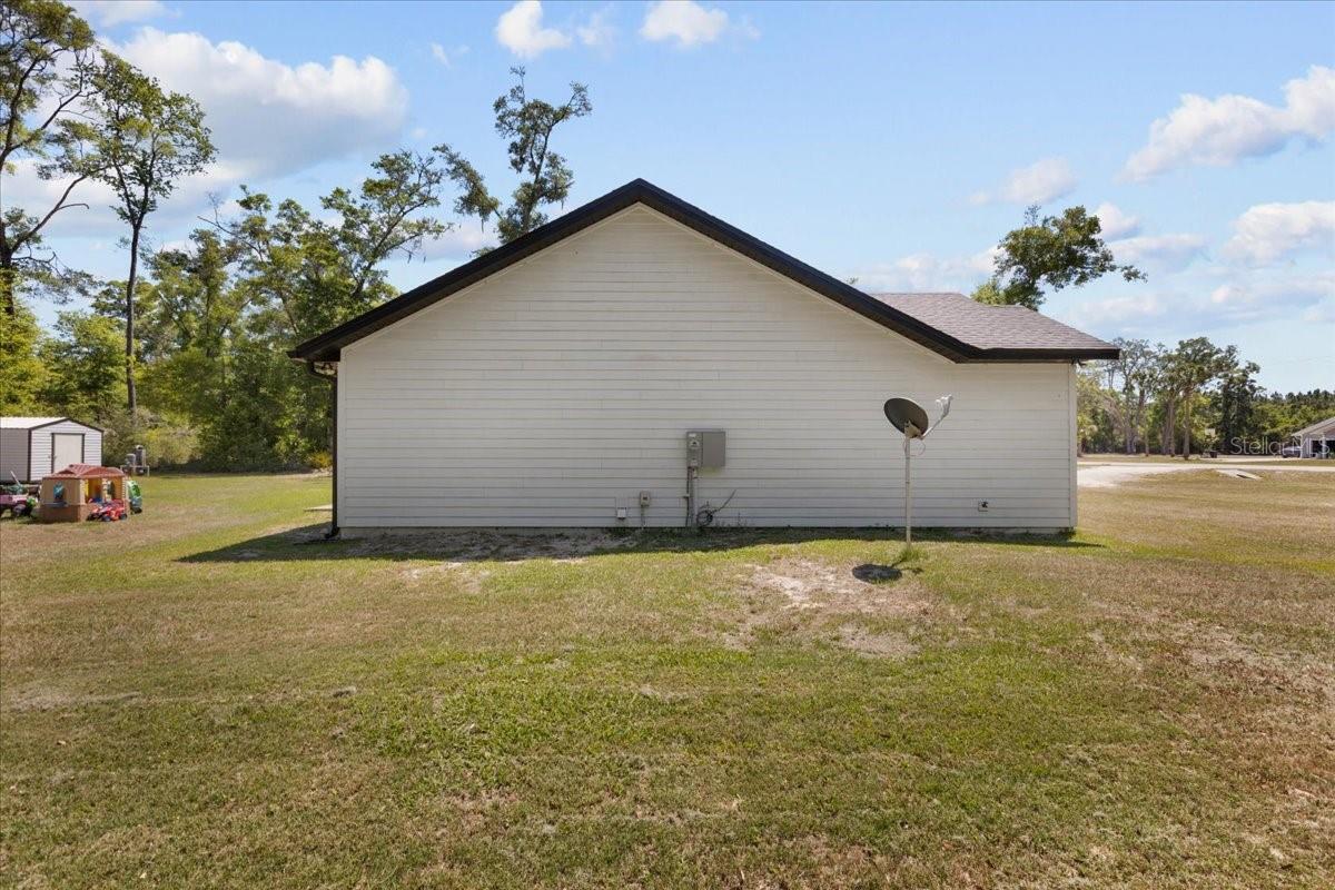 Image 39 of 54 For 5231 73rd Street