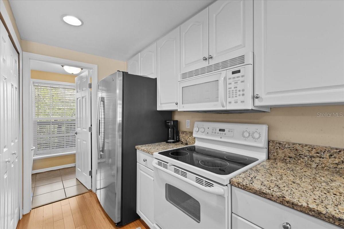 Listing photo id 15 for 54 910th Avenue 115
