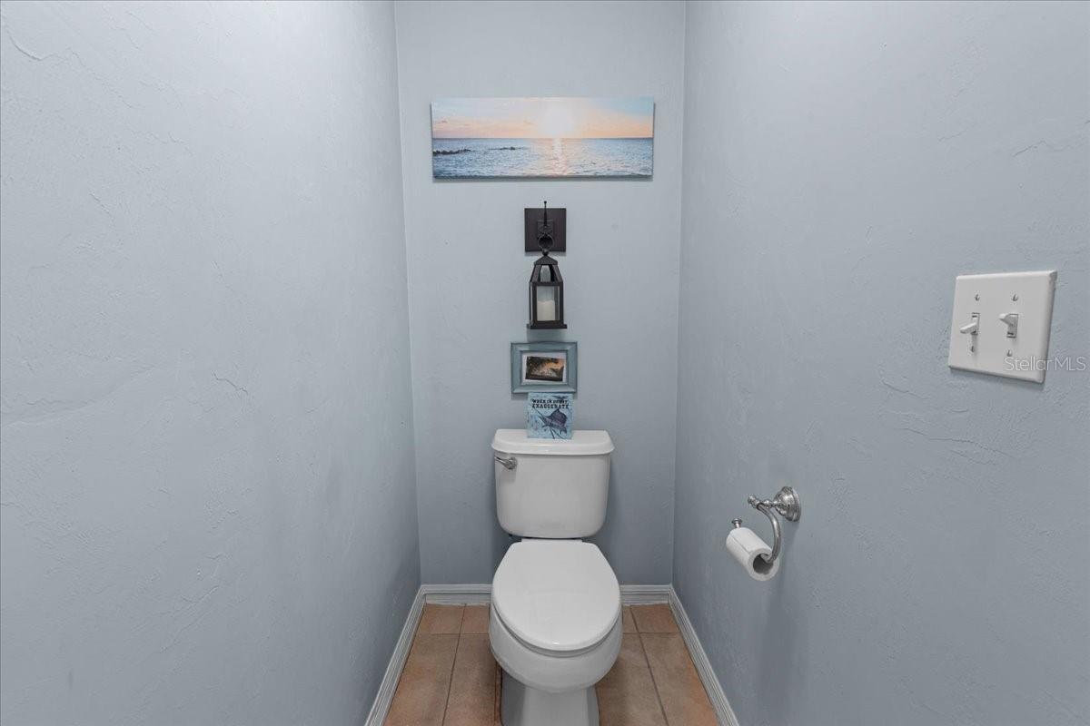 Listing photo id 23 for 54 910th Avenue 115