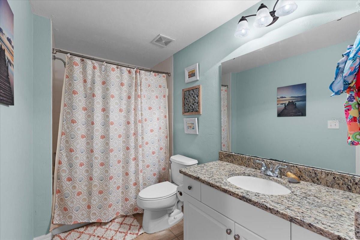 Listing photo id 34 for 54 910th Avenue 115