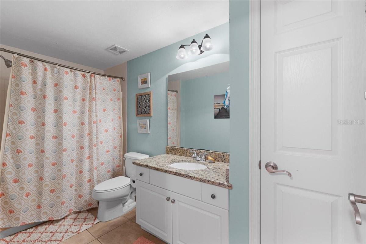 Listing photo id 35 for 54 910th Avenue 115