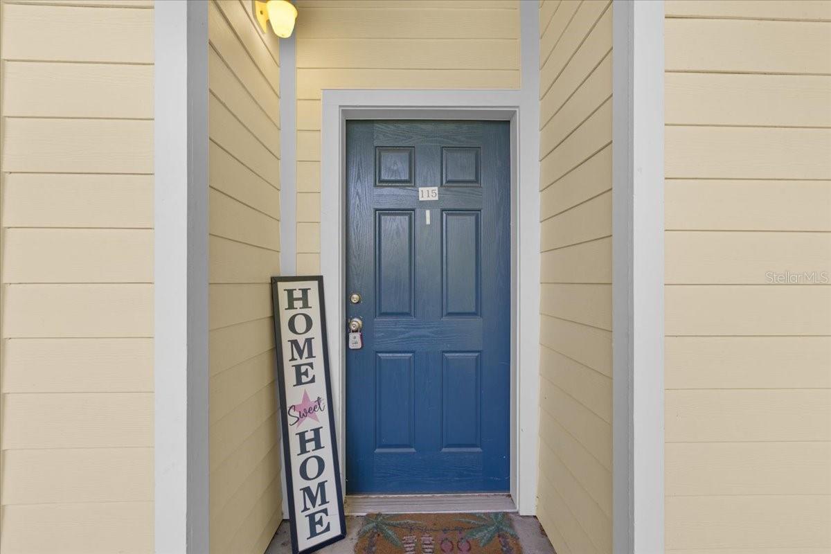 Listing photo id 38 for 54 910th Avenue 115