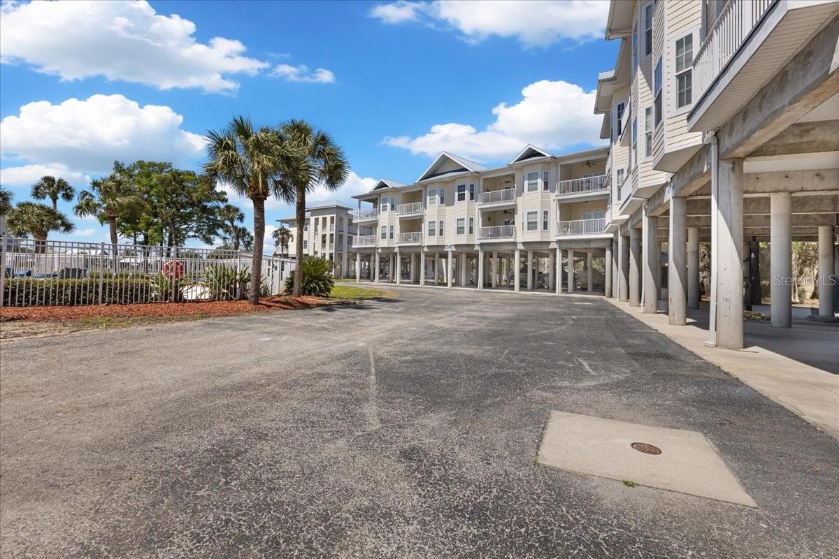 Listing photo id 49 for 54 910th Avenue 115