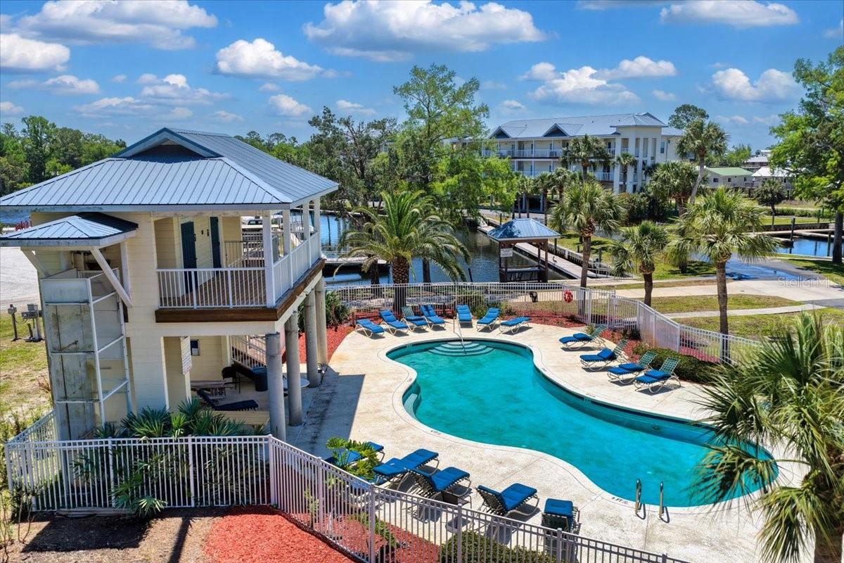 Listing photo id 56 for 54 910th Avenue 115