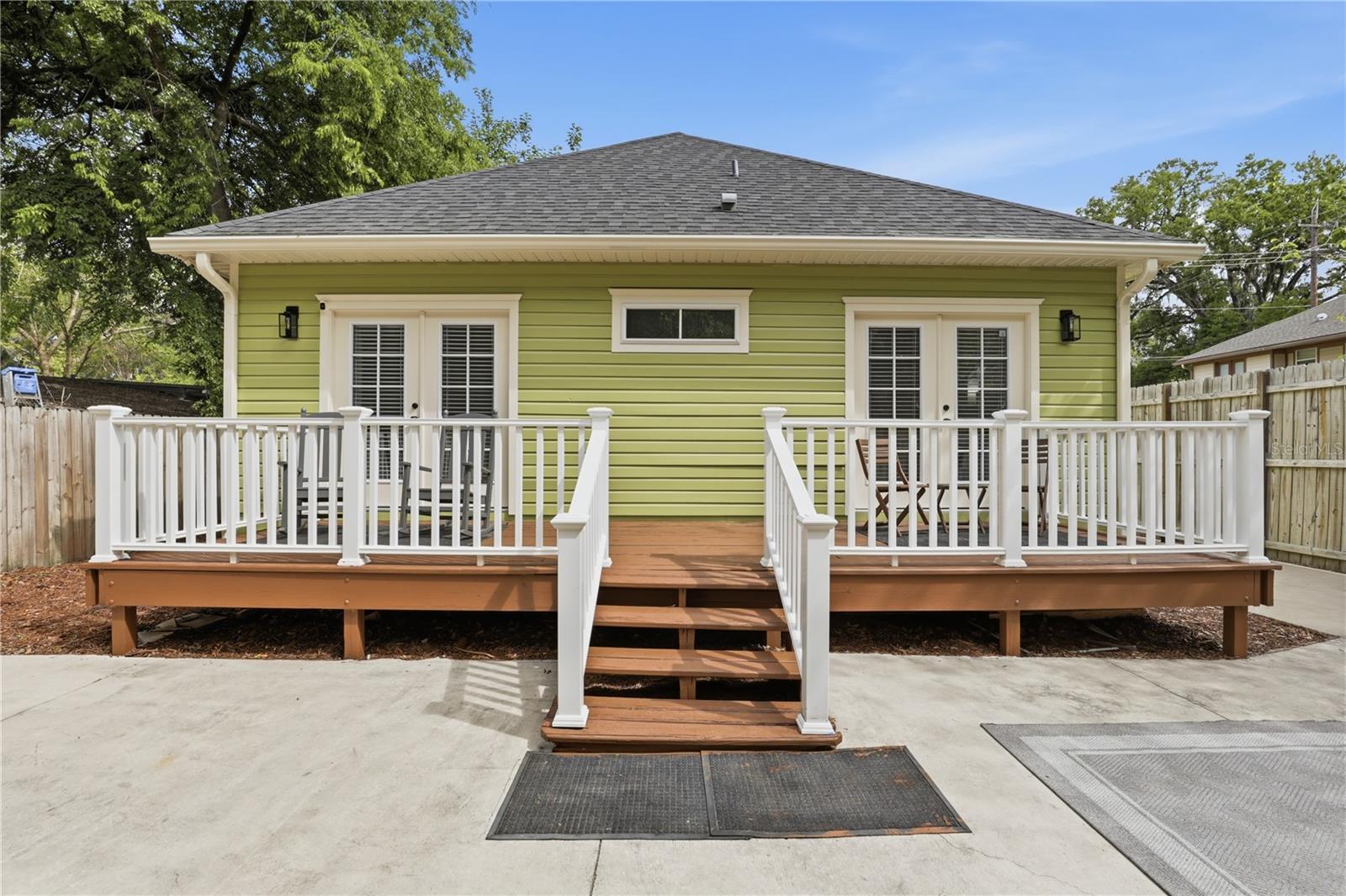 Image 28 of 39 For 811 3rd Avenue