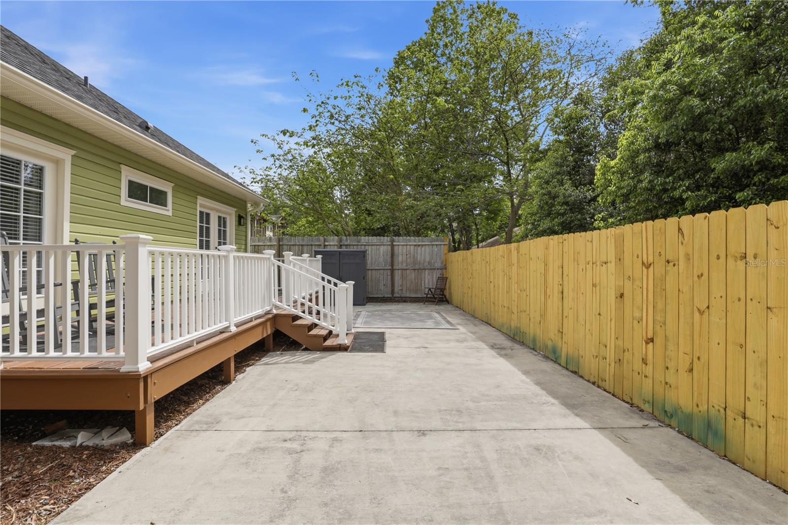 Image 32 of 39 For 811 3rd Avenue