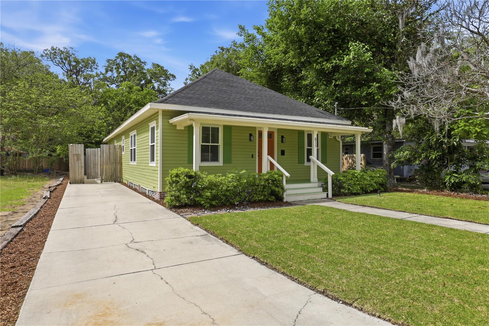 Image 36 of 39 For 811 3rd Avenue