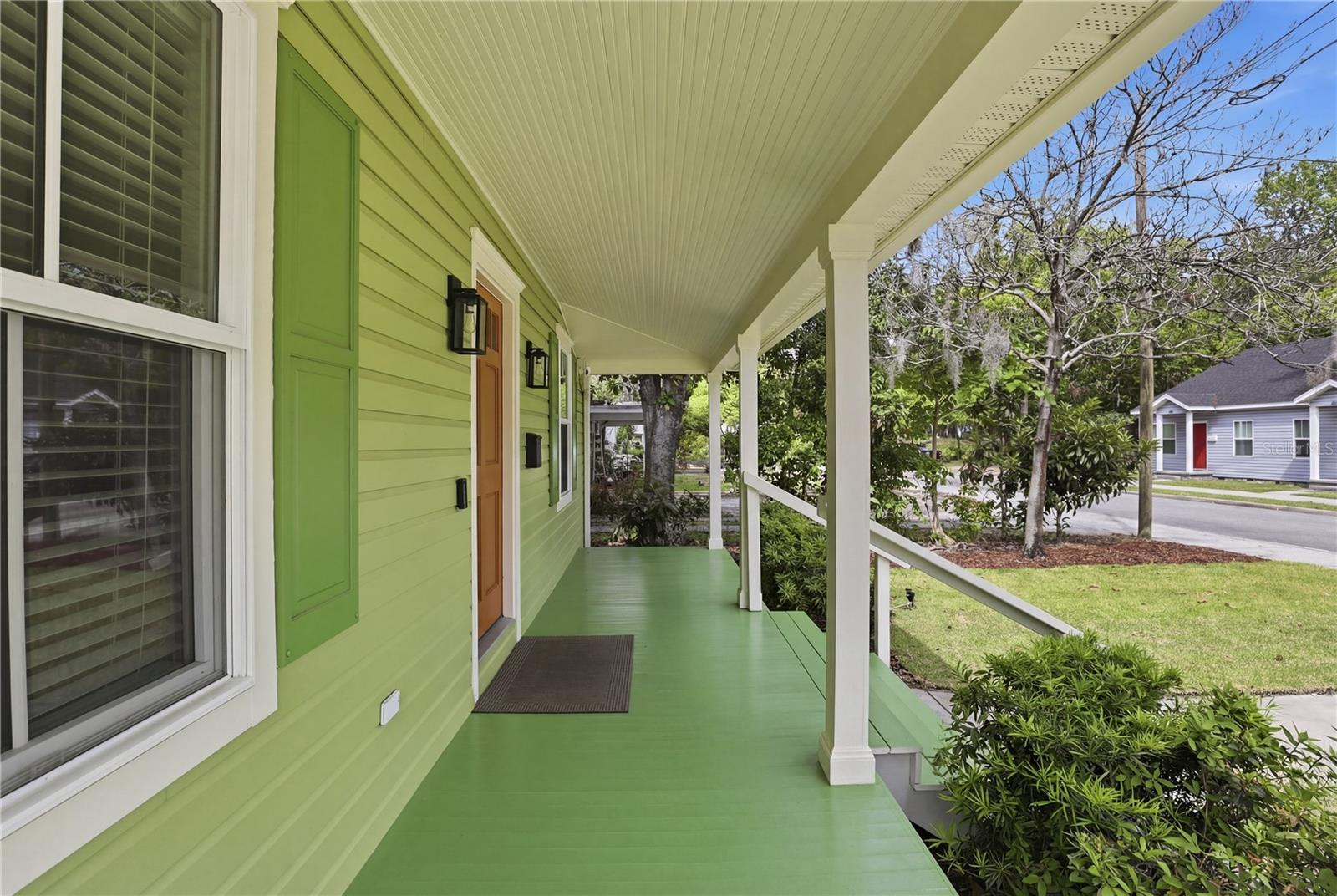 Image 37 of 39 For 811 3rd Avenue