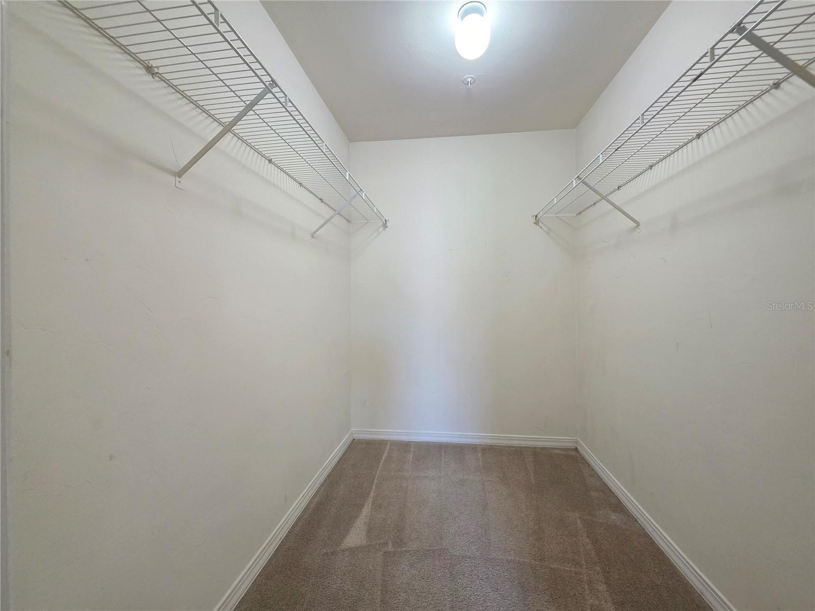 Image 14 of 17 For 2360 Sw Archer Rd  912