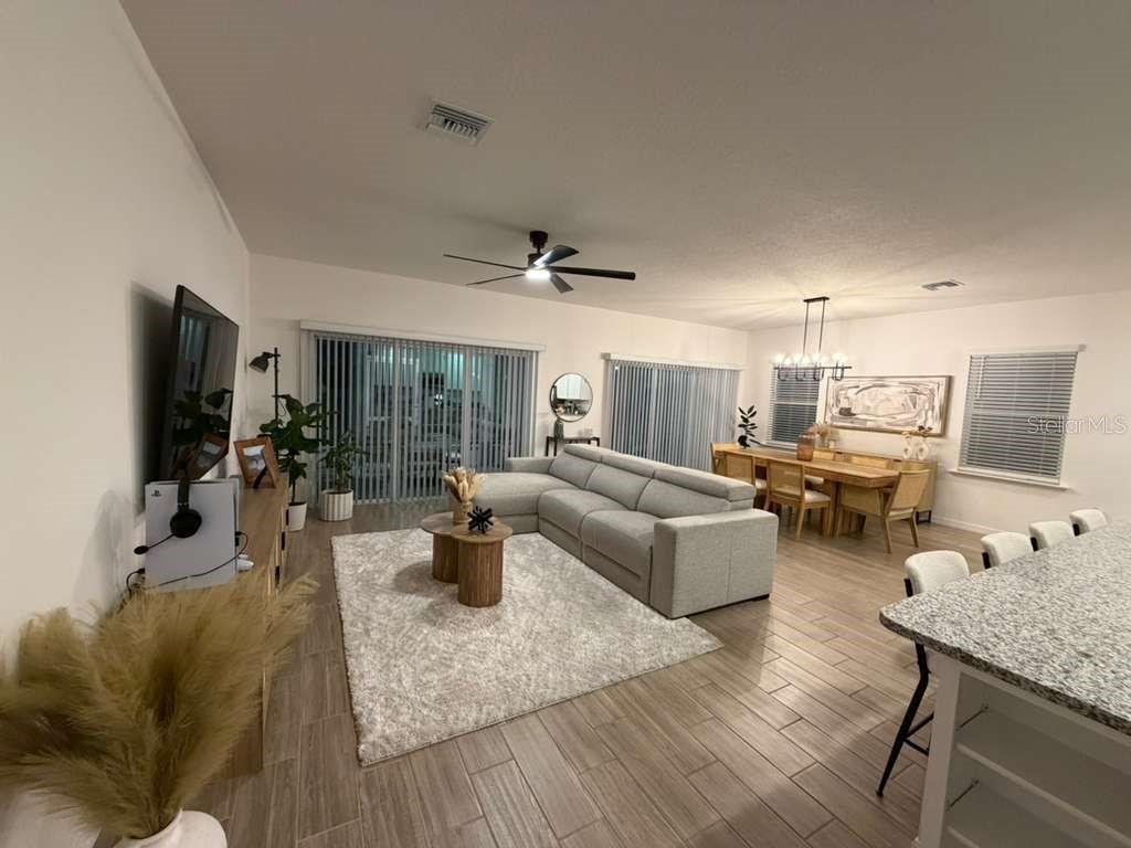 Image 4 of 19 For 1814 248th Way