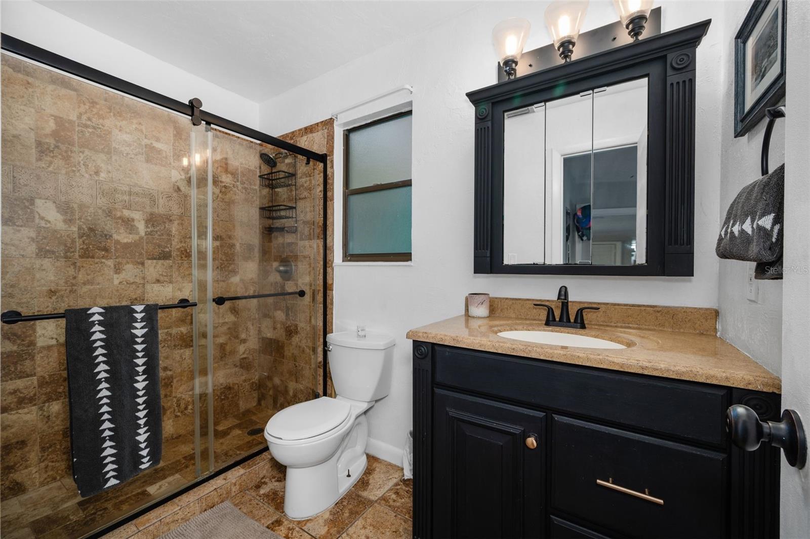 Image 20 of 44 For 3527 46th Place