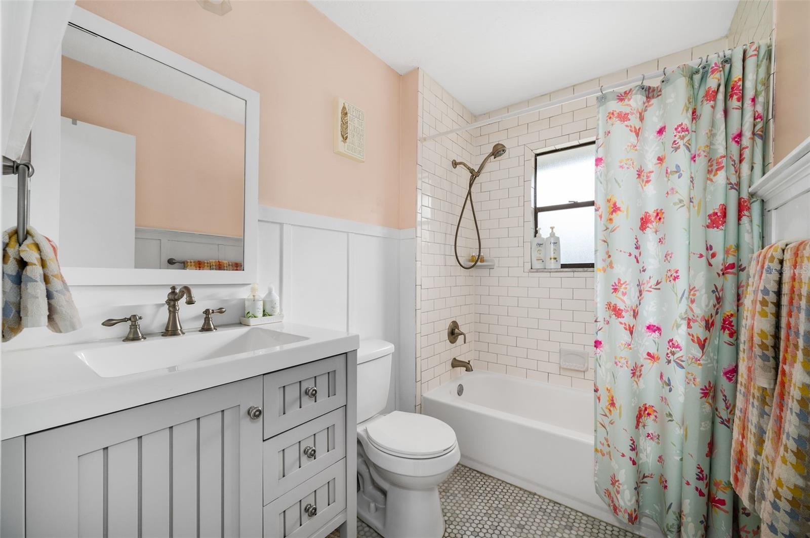 Image 24 of 44 For 3527 46th Place