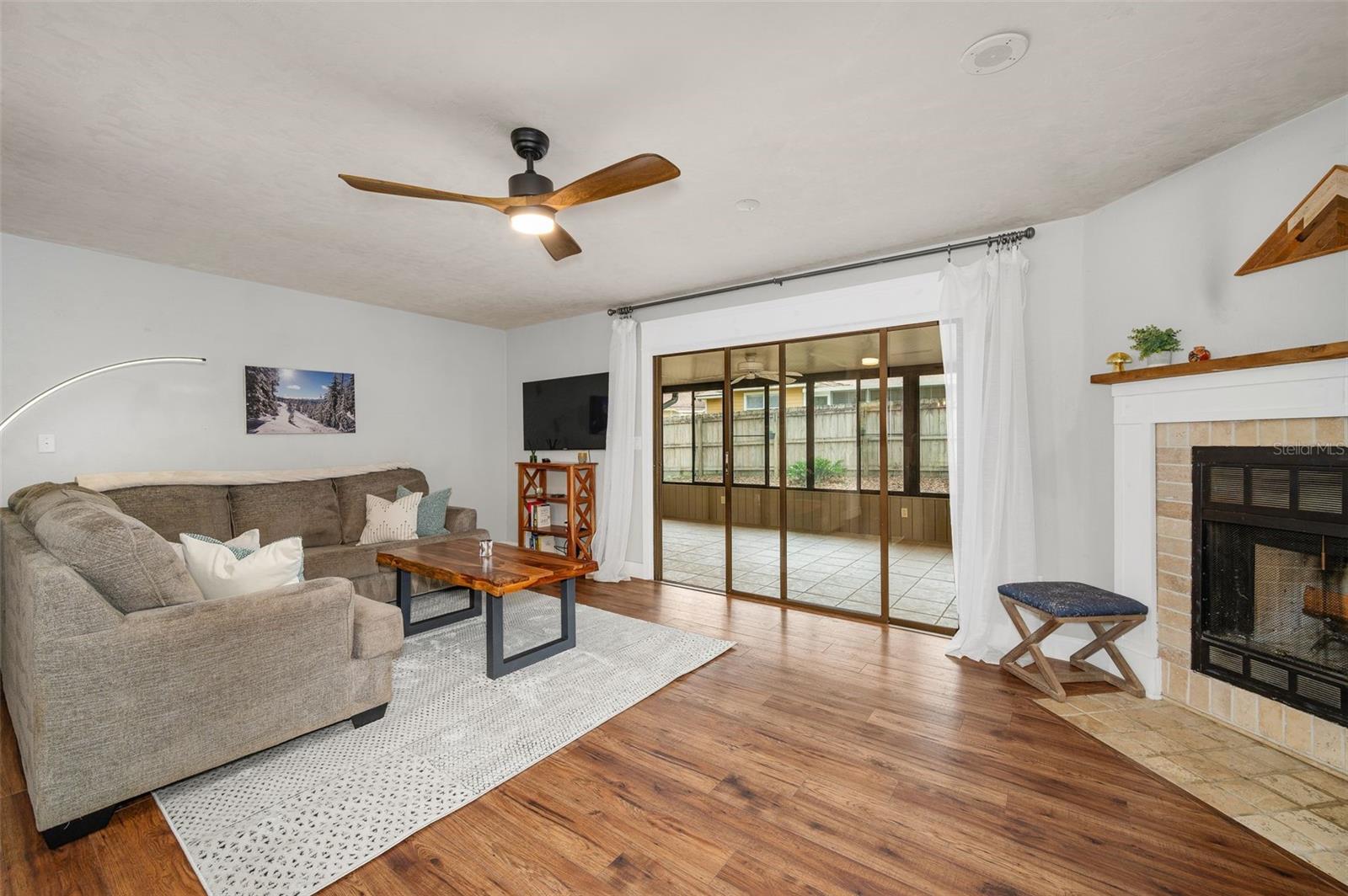 Image 5 of 44 For 3527 46th Place