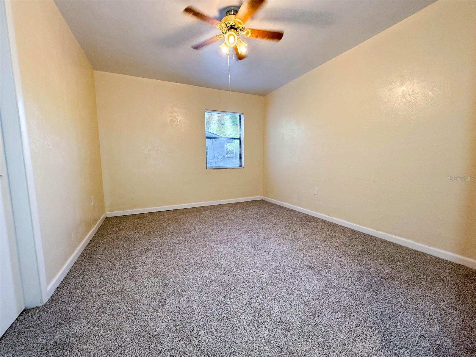 Image 8 of 30 For 1135 Neil Court