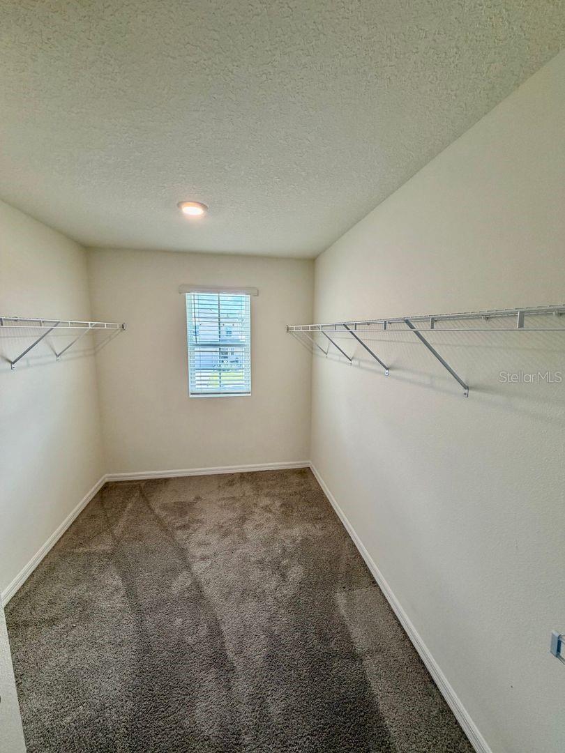 Image 16 of 33 For 24706 11th Place