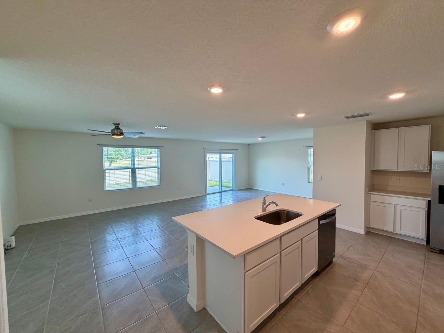 Image 2 of 33 For 24706 11th Place