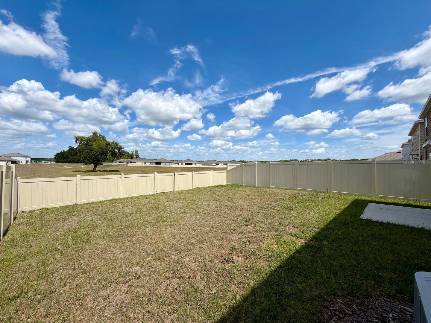 Image 31 of 33 For 24706 11th Place