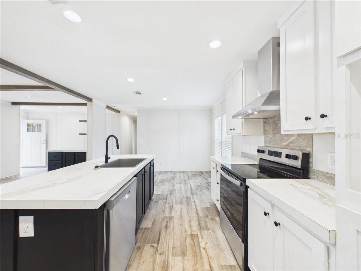 Image 10 of 30 For 137 Beulah Drive