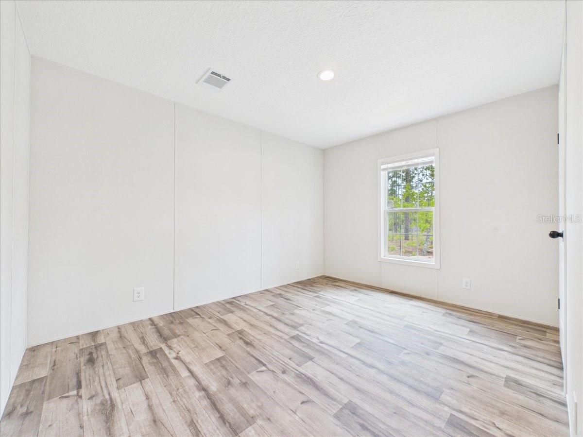 Image 15 of 30 For 137 Beulah Drive