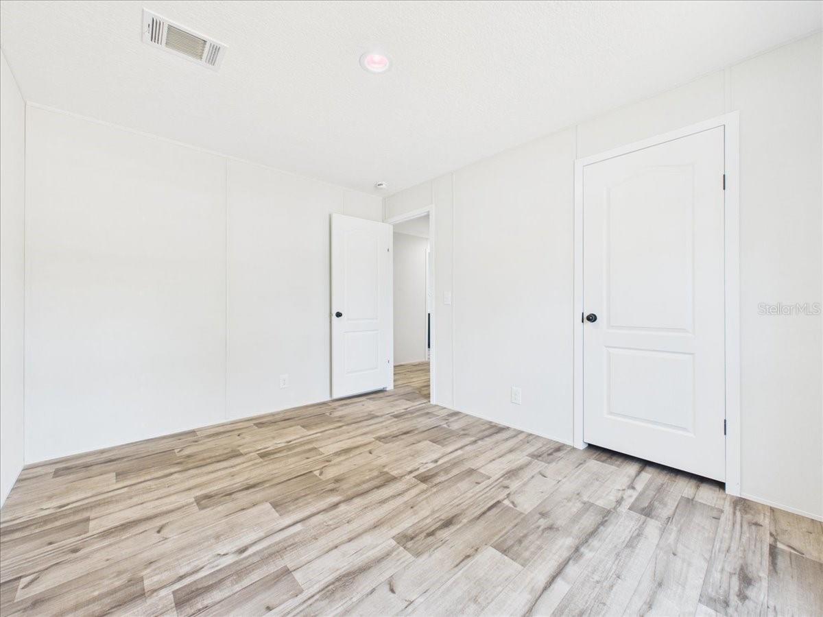 Image 19 of 30 For 137 Beulah Drive