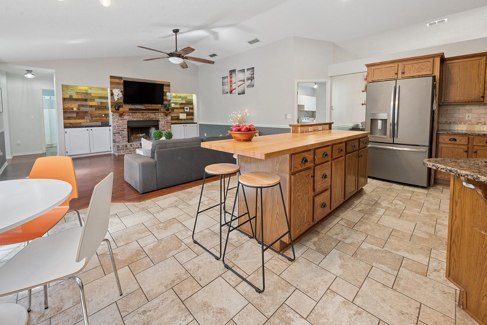 Image 29 of 65 For 6924 80th Drive